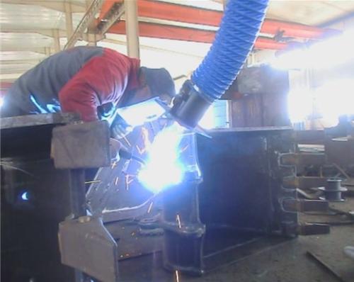 ���a���F������